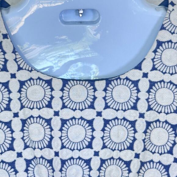 TRINA TURK Blue Floral Woven Jacquard Sleeveless Fit & Flare Women's Sz 4 - Picture 3 of 9